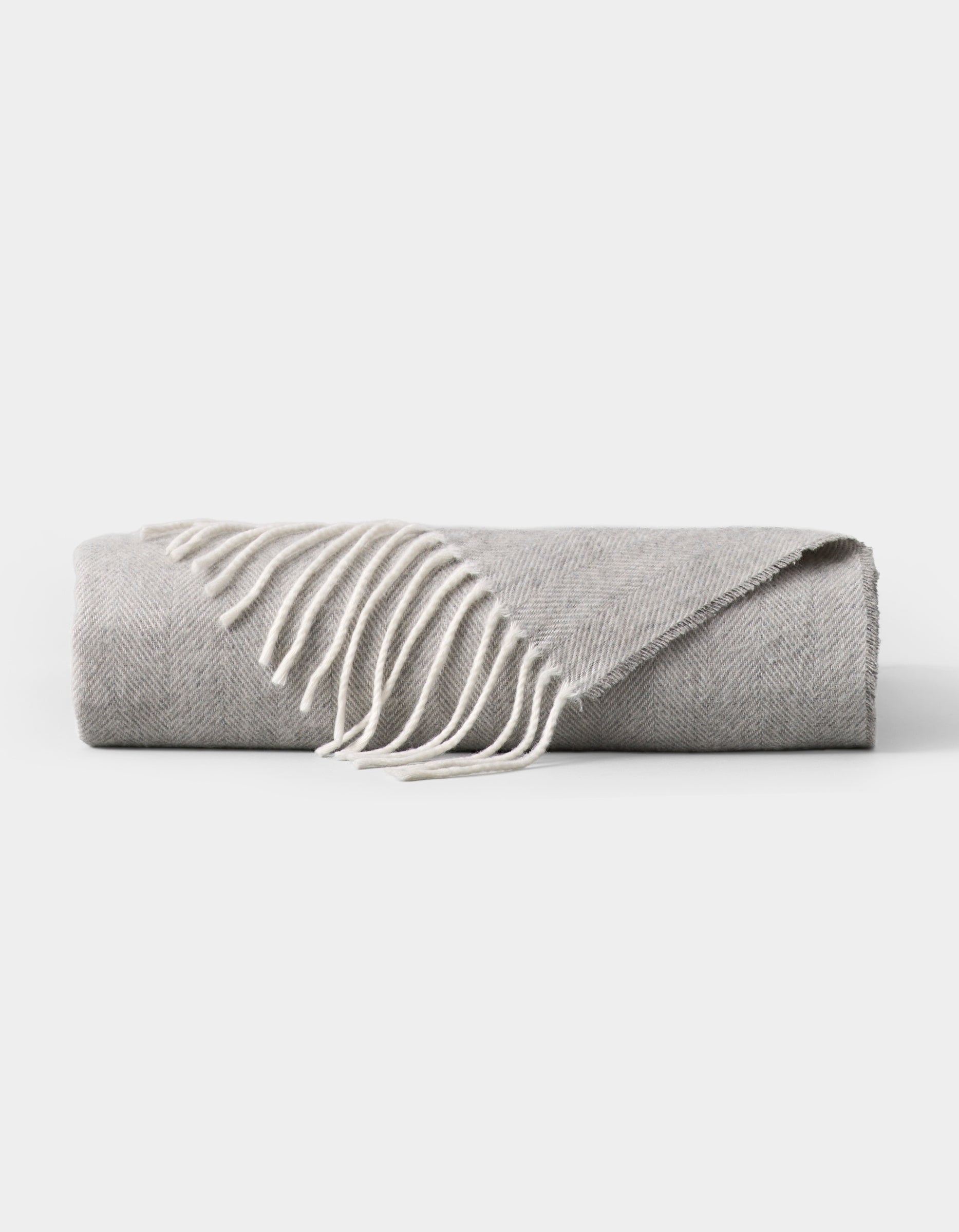Bamboo Herringbone Tassel Throw - Image 5