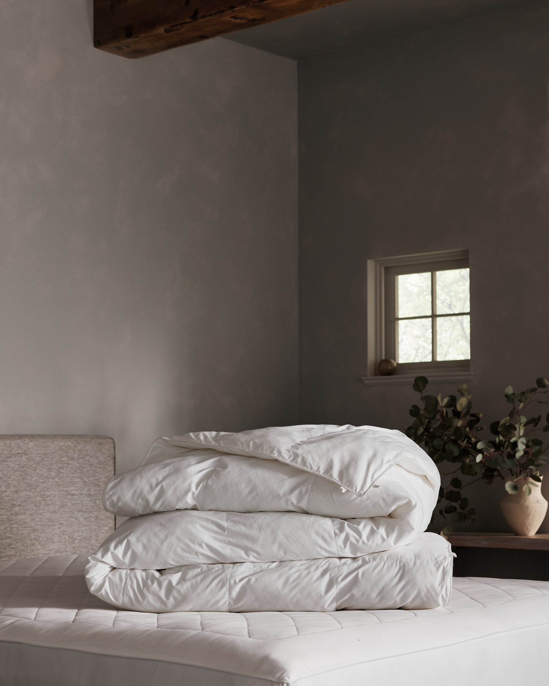 Down Alternative Comforter - Image 12