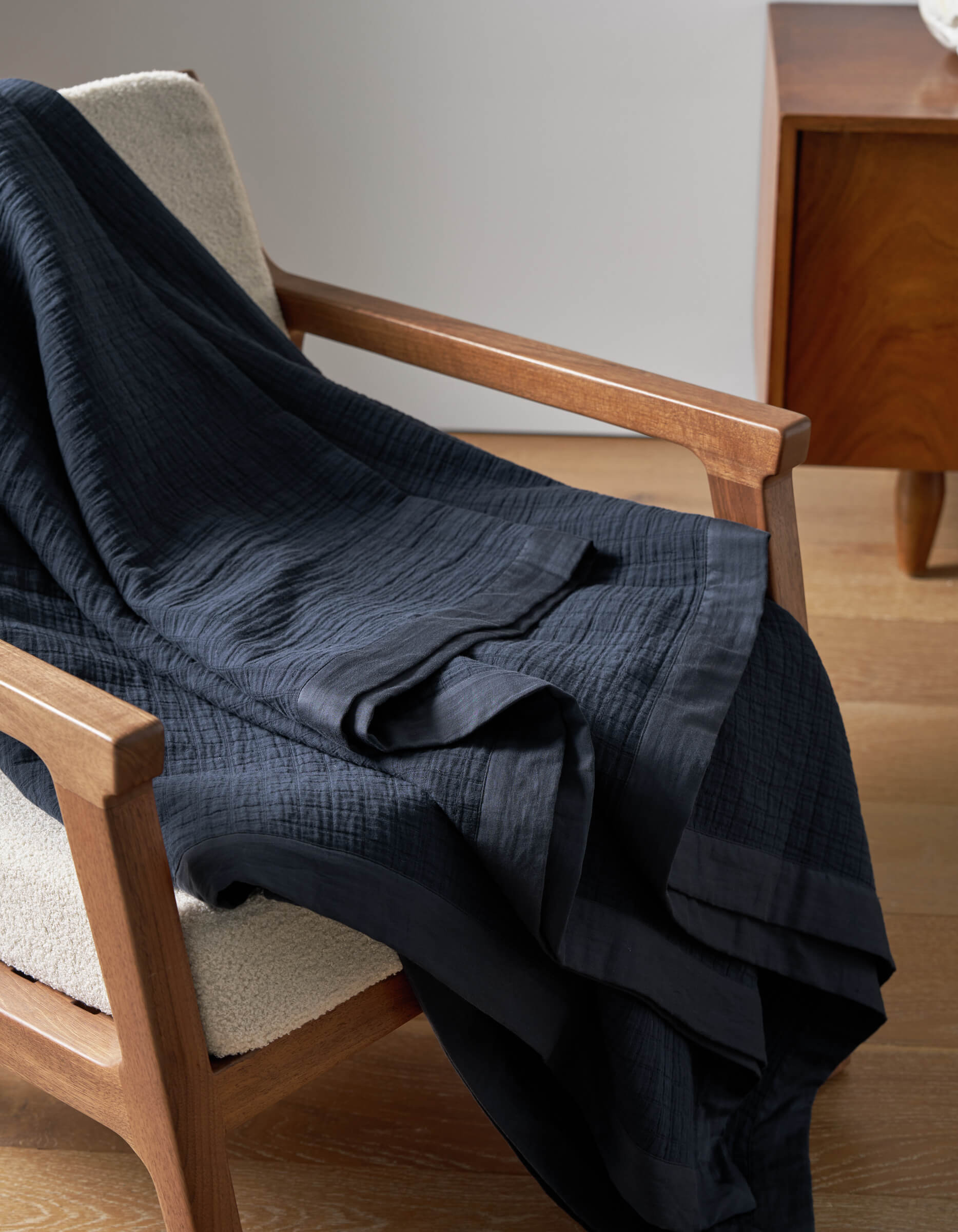 Waterfront Grid Matelasse Blanket - Image 7