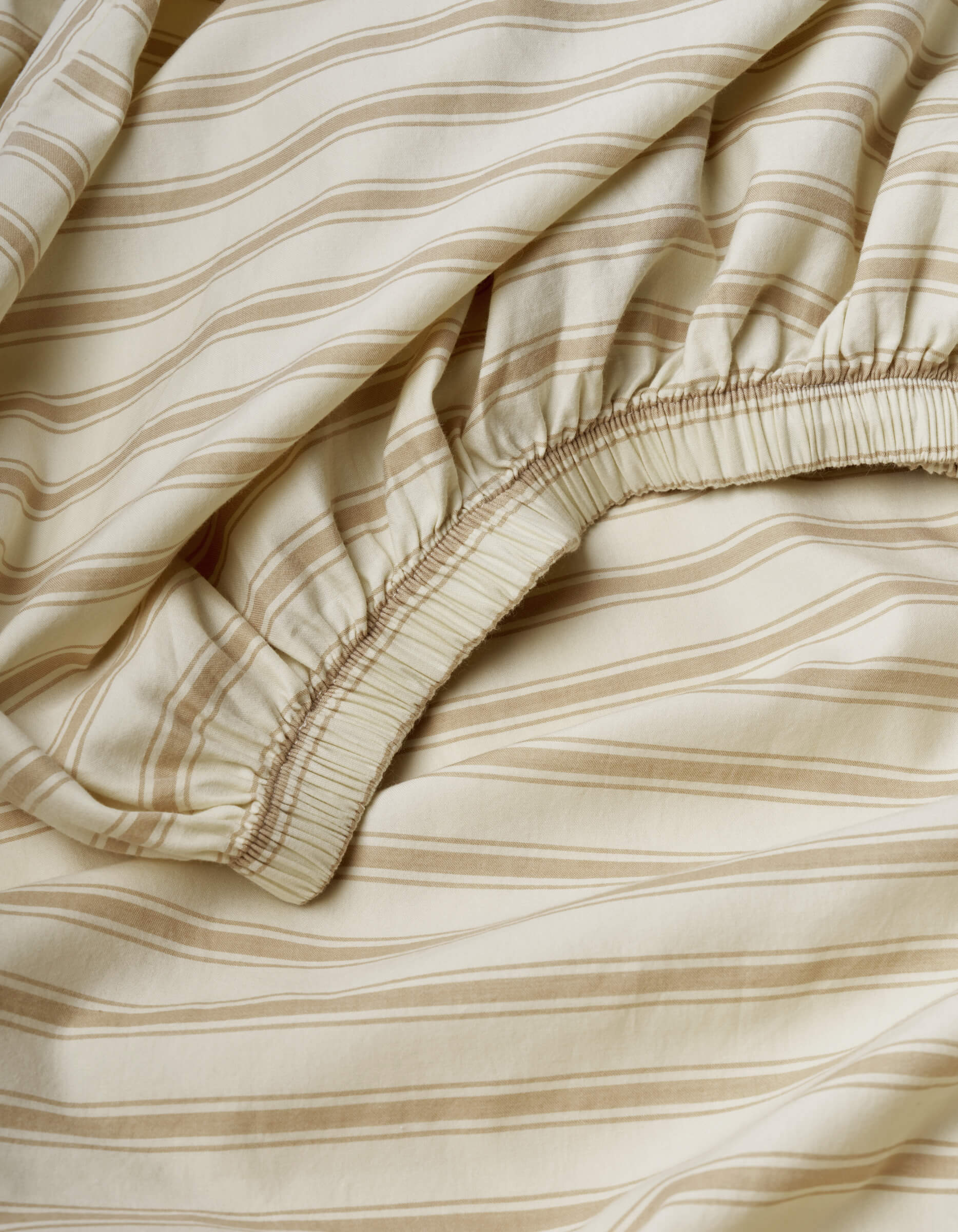 Soft-Wash Cotton Fitted Sheet - Image 2