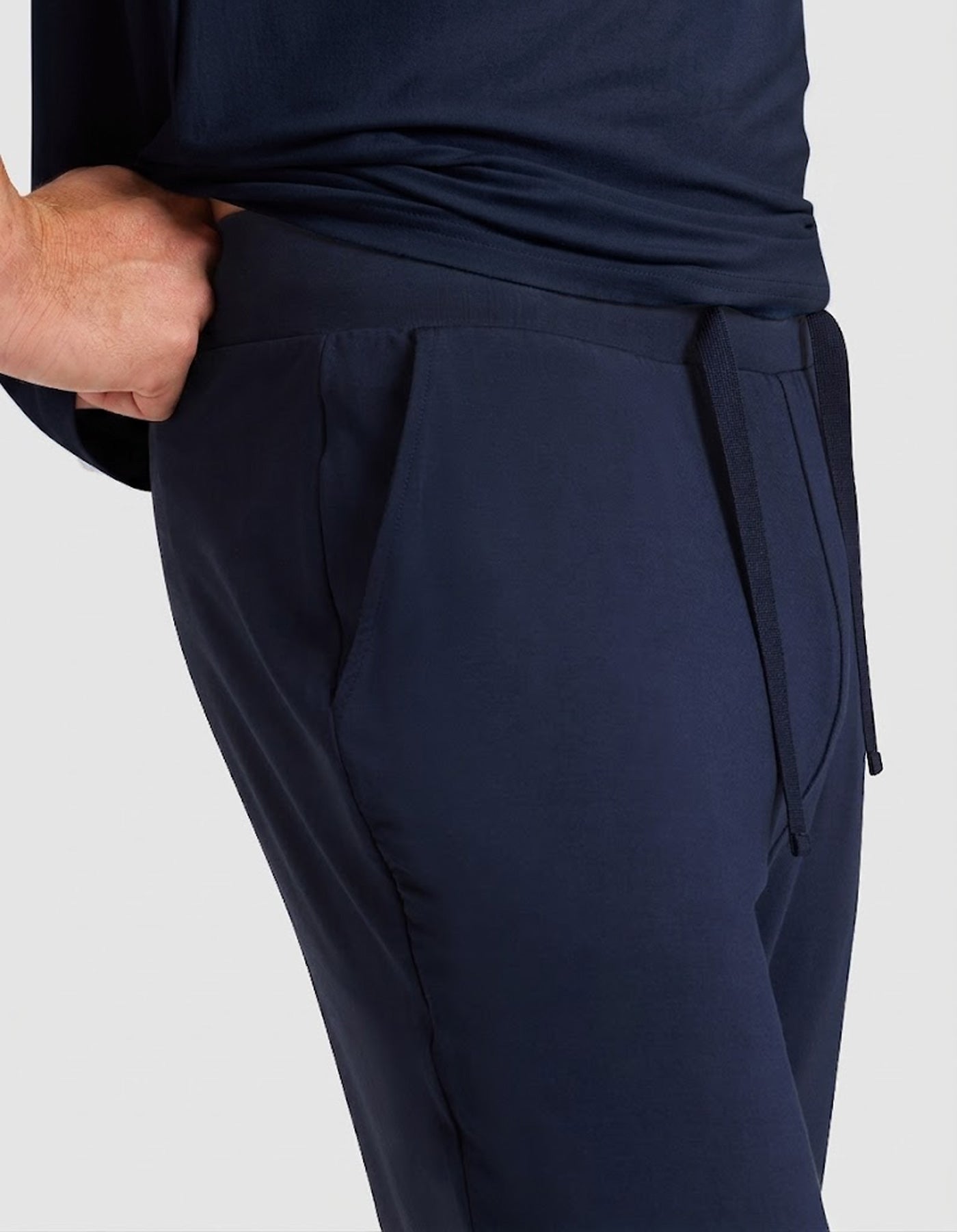 Men's Bamboo Stretch-Knit Long Sleeve Pajama Set - Image 6