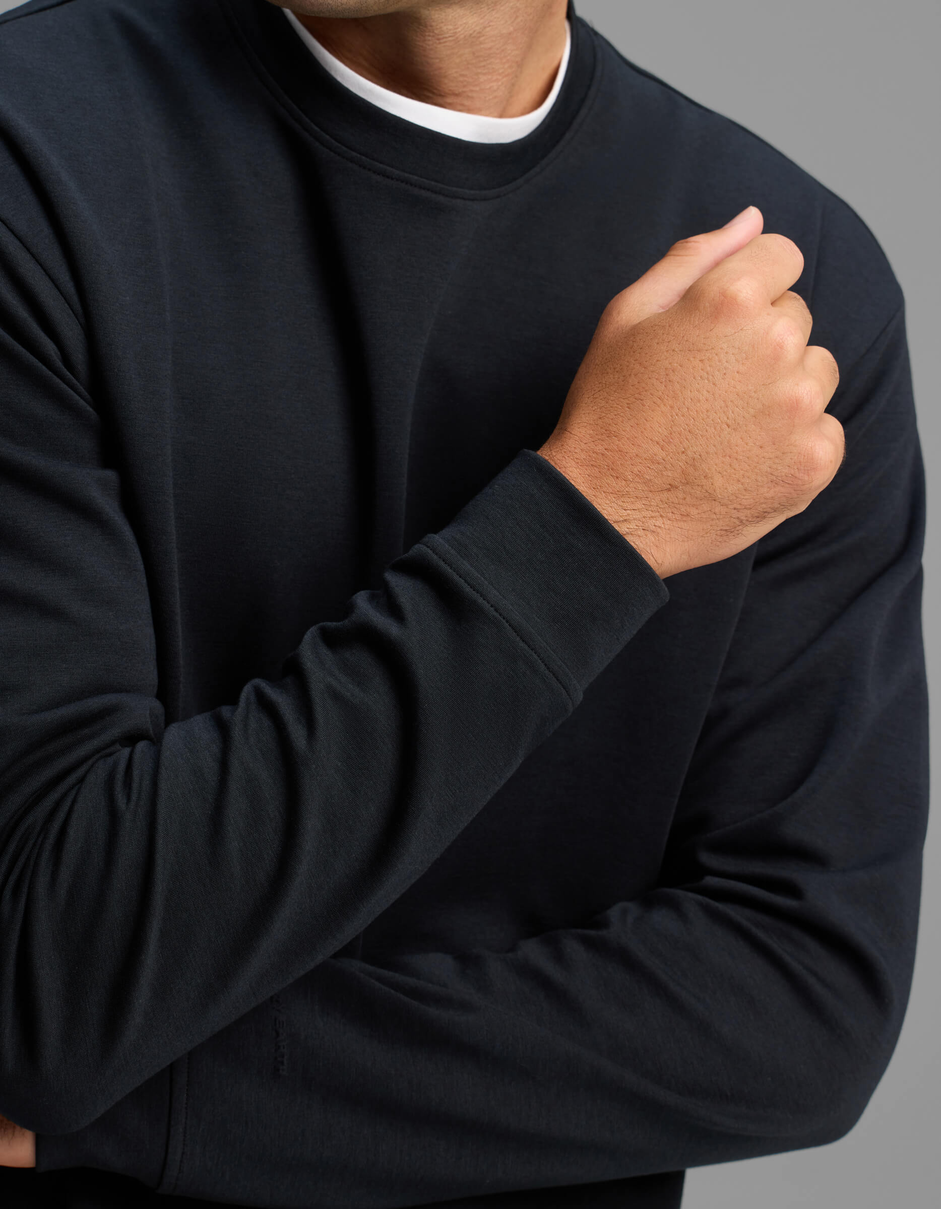 Men's Versa Crewneck - Image 4