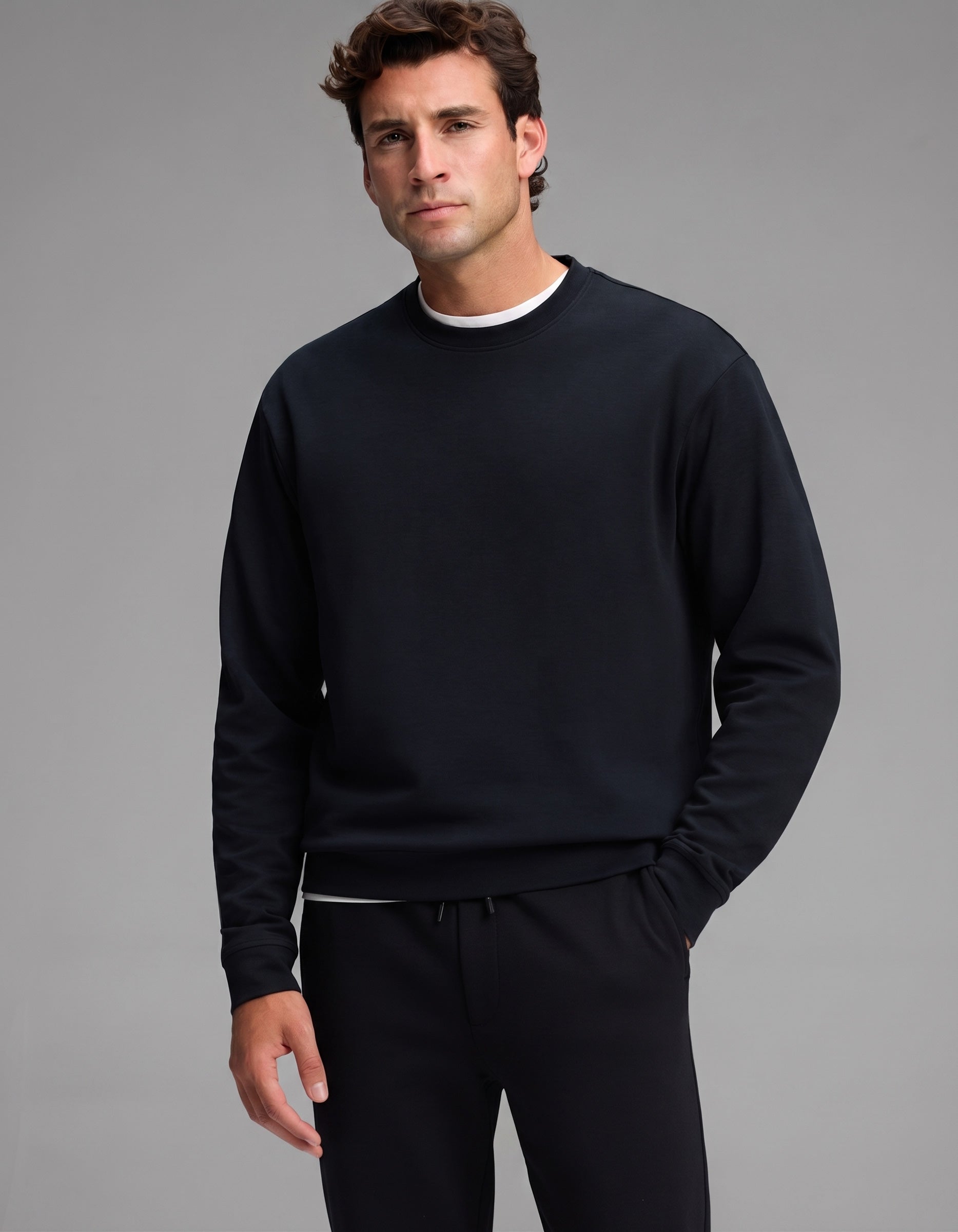 Men's Versa Crewneck & Jogger Set - Image 4
