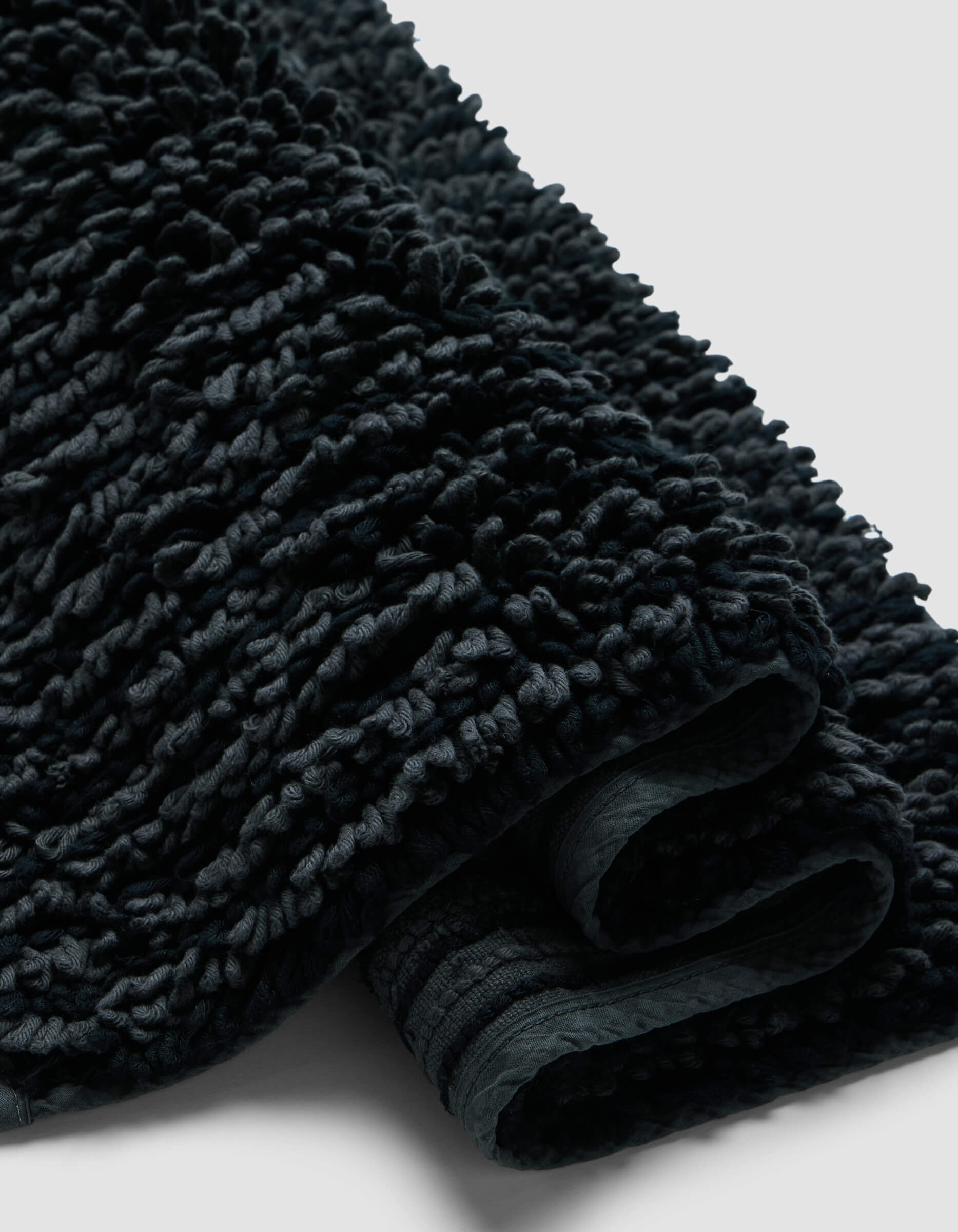 Plush Loop Bath Mat - Image 3