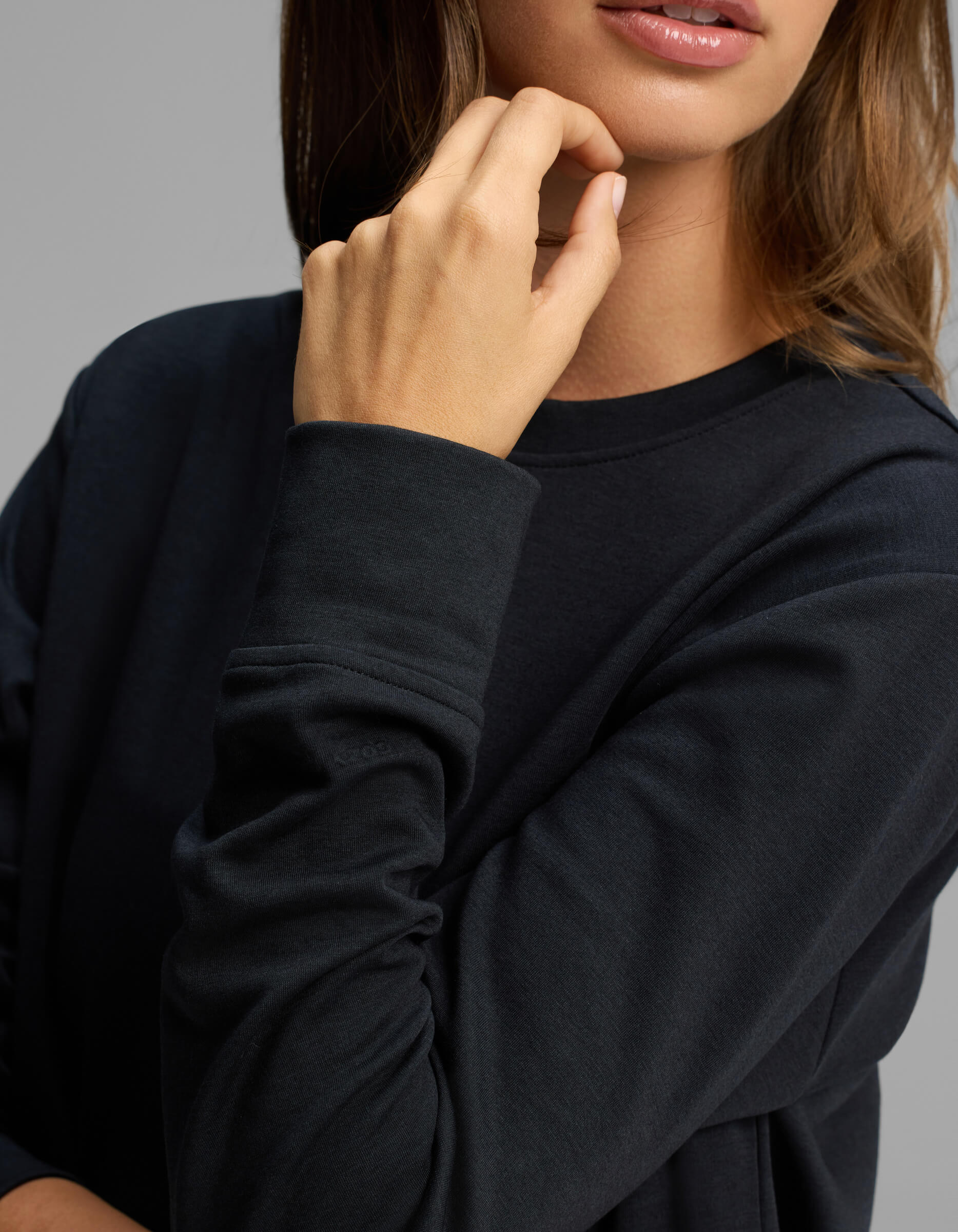 Women's Versa Crewneck & Wide Leg Pant Set - Image 5